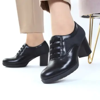 Pantofi negri cu toc Zalena imagine