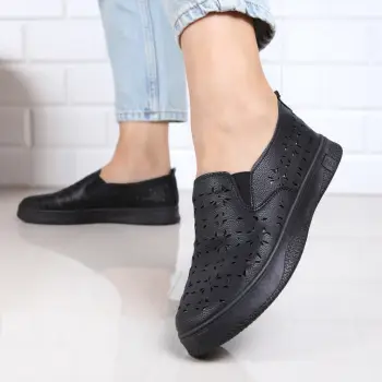 Pantofi negri perforati Guzel imagine