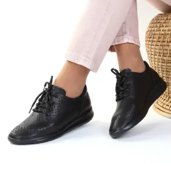 Pantofi negri perforati Mavi imagine