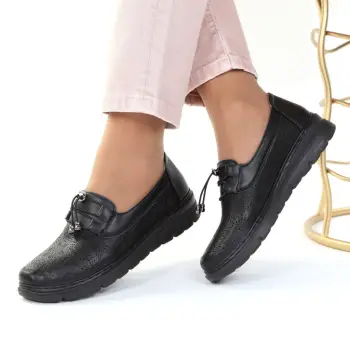 Pantofi negri perforati Talisa imagine