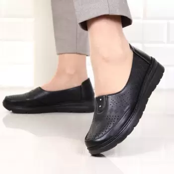 Pantofi negri talpa joasa Sandya imagine