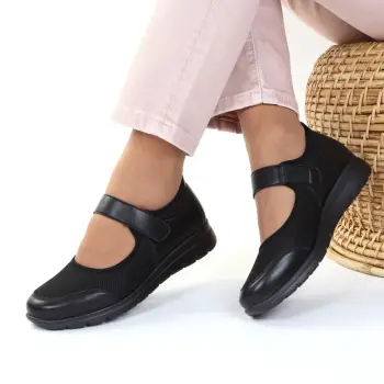 Pantofi negri usori Linada imagine