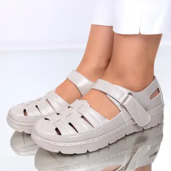 Pantofi usori si comozi Sorela aurii imagine