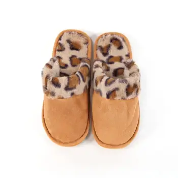 Papuci maro de casa Avari imagine