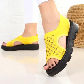 Sandale galbene usoare Nidia imagine