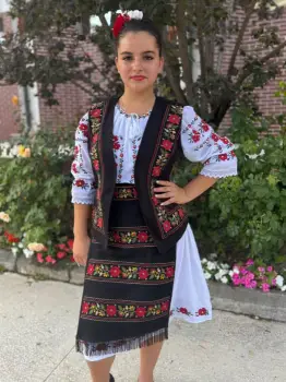 Costum Rochie  Vesta  Brau si 2 Fote Filipa imagine