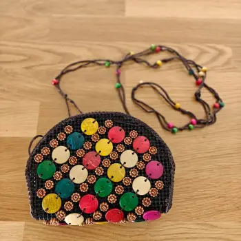 Portofel cu motive traditionale 18 imagine