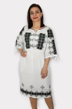 Rochie Traditionala Camila 5 imagine