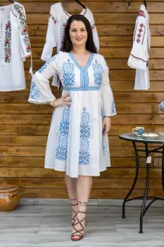 Rochie Traditionala Dorinuta imagine