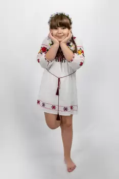 Rochie traditionala fetite Maria 11 imagine