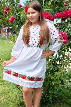 Rochie traditionala fetite Minodora imagine