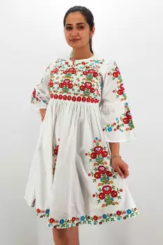 Rochie Traditionala Fiorela 10 imagine