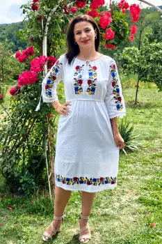 Rochie Traditionala Luminita 7 imagine