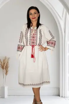 Rochie Traditionala Valentina 4 imagine