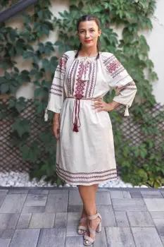 Rochie Traditionala Valentina 5 imagine