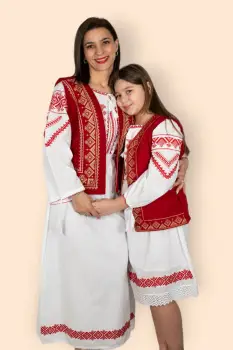 Set Traditional Mama fiica Rochie si vesta Olguta 2 imagine