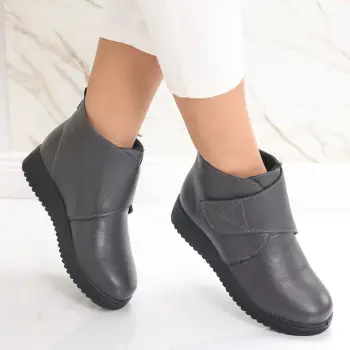 Ghete Dama Imblanite Gri din Piele Ecologica Rafina imagine