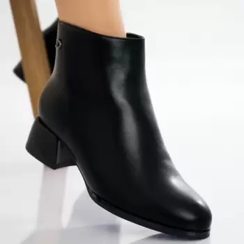 Ghete Dama Imblanite Negre din Piele Ecologica Atya imagine