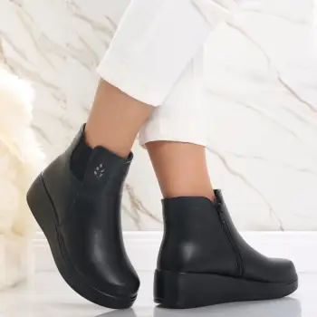 Ghete dama Imblanite Negre din Piele Ecologica Kareisa imagine