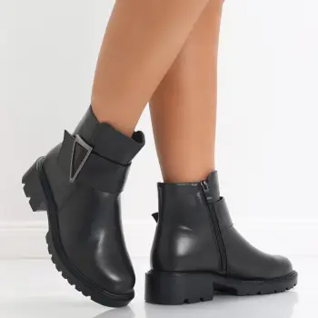 Ghete Dama Imblanite Negre din Piele Ecologica Saian imagine