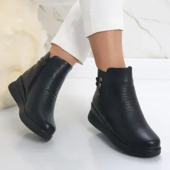 Ghete dama Imblanite Negre din Piele Ecologica Vorona imagine