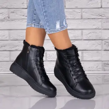 Ghete dama Imblanite Negri din Piele Naturala Clavira imagine