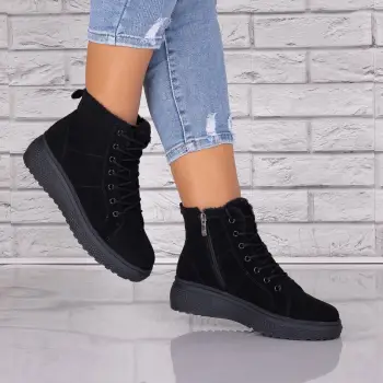 Ghete dama Imblanite Negri din Piele Naturala Intoarsa Clavira imagine