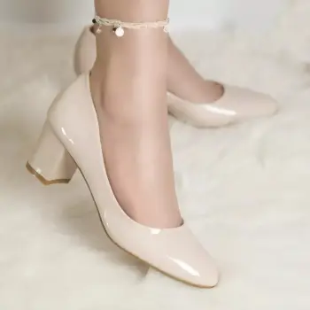 Pantofi cu toc melanie bej piele ecologica lacuita imagine