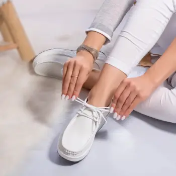 Pantofi dama casual albi piele naturala oscara imagine