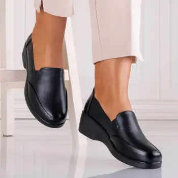 Pantofi dama cu platforma Negri din Piele Ecologica Adamya imagine