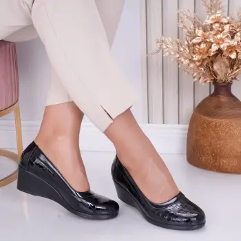 Pantofi dama cu platforma Negri din Piele Lacuita Maxie imagine