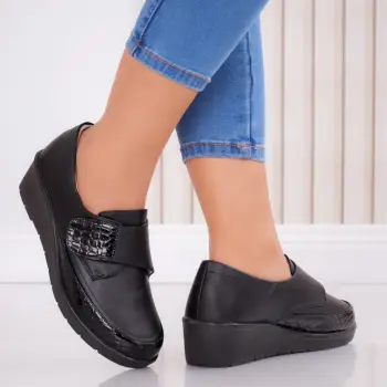 Pantofi dama Negri din Piele Ecologica Revi imagine