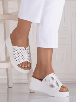 Papuci dama Albi cu platforma din Piele Ecologica Almonda imagine