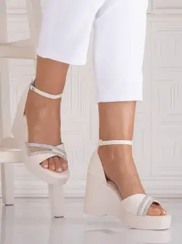 Sandale dama Bej cu platforma din Piele Ecologica Samarada imagine