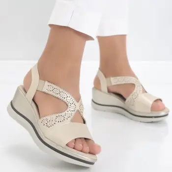 Sandale dama cu platforma Bej din Piele Ecologica Yura imagine