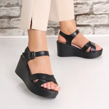 Sandale dama cu platforma Negre din Piele Ecologica Coranda imagine