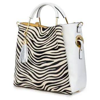 Geanta din piele cu par de ponei Fabiana alb/zebra imagine