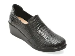 Pantofi KARISMA negri, WB60017, din piele croco imagine