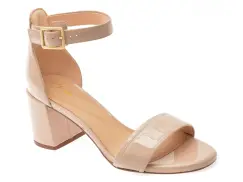 Sandale CLARKS bej, EZORMAE, din piele naturala lacuita imagine
