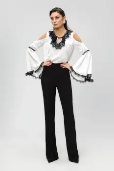 Bluza alba eleganta din vascoza cu umeri goi si maneci clopot imagine