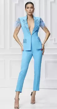 Compleu de ocazie bleu format din doua piese cu sacoul prevazut cu pene si broderie imagine