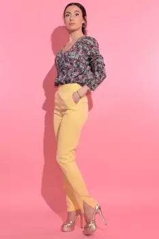 Pantaloni pana galbeni cu talie inalta si buzunare laterale imagine