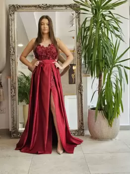 Rochie de ocazie din tafta grena cu flori 3D in partea superioara imagine