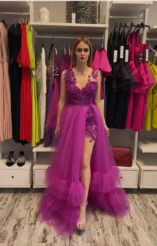 Rochie de ocazie din tull fucsia cu broderie florala 3D imagine