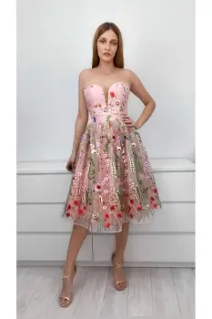 Rochie eleganta cu broderie florala imagine