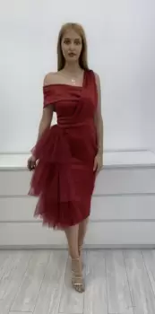 Rochie eleganta din tafta cu volane din tull imagine