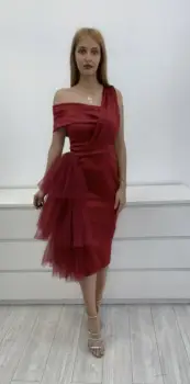 Rochie eleganta din tafta cu volane din tull imagine