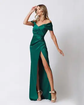 Rochie eleganta din tafta verde cu aspect petrecut si decolteu in V imagine