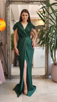 Rochie eleganta din tesatura pretioasa de culoare verde imagine