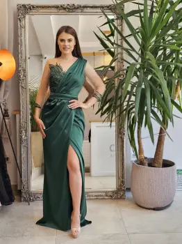 Rochie eleganta din tesatura pretioasa si broderie cu perle imagine